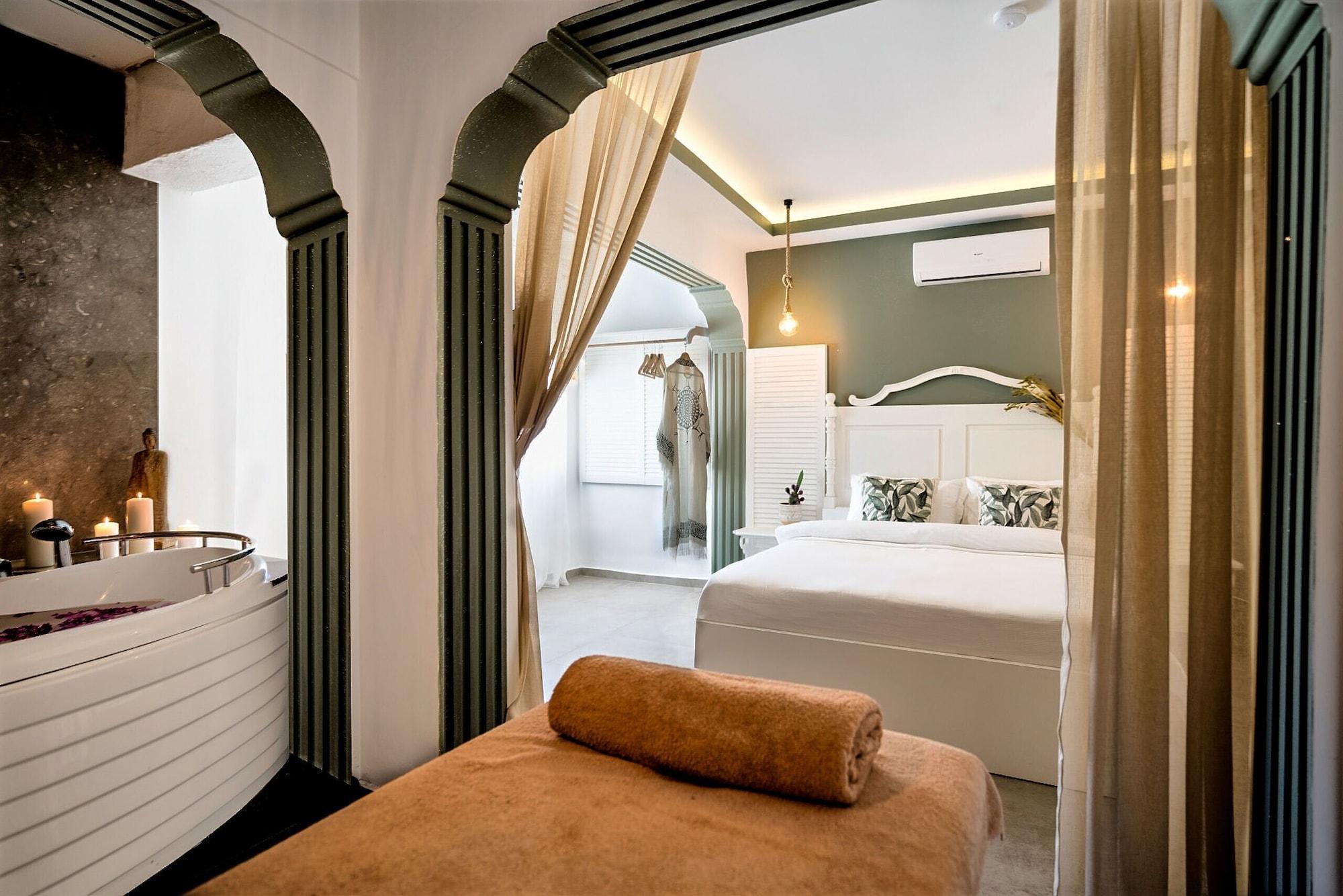 Liman Hotel Guemuesluek - Adult Only Bodrum Extérieur photo